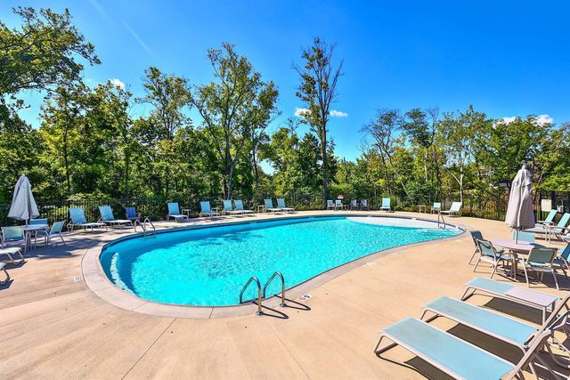 2522 Elyria Court, Crescent Springs, KY 41017