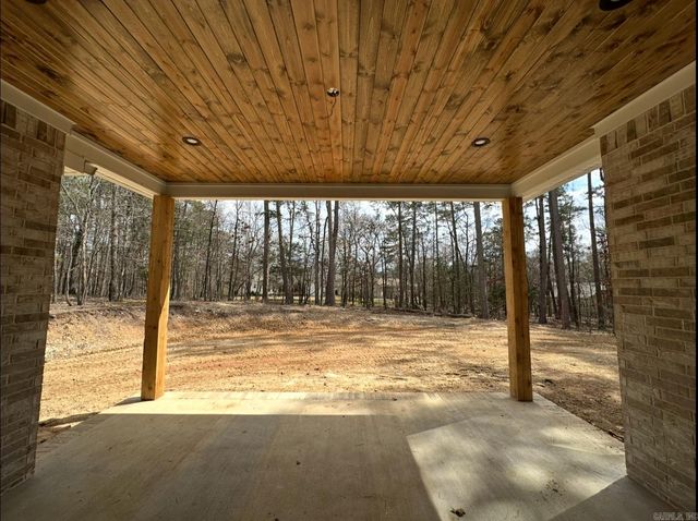 4 Tiburon Way, Hot Springs Village, AR 71909