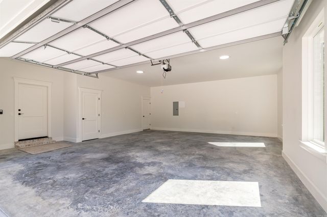 4 Tiburon Way, Hot Springs Village, AR 71909