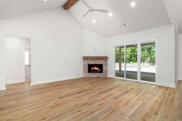 4 Tiburon Way, Hot Springs Village, AR 71909