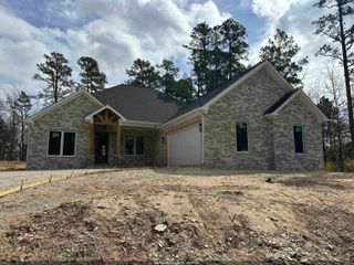 4 Tiburon Way, Hot Springs Village, AR 71909