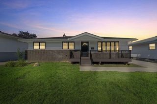 9210 Woodward Avenue, Highland, IN 46322