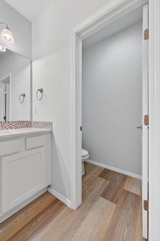 6025 Strand Loop SE, Albuquerque, NM 87105