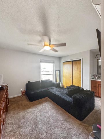 1651 3rd Ave, Olivehurst, CA 95961