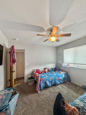 1651 3rd Ave, Olivehurst, CA 95961