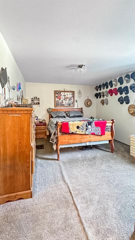 1651 3rd Ave, Olivehurst, CA 95961