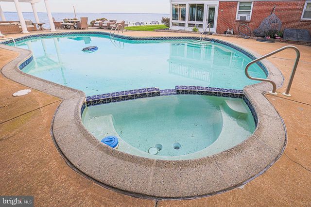 206 QUEEN ANNE CLUB DR, Stevensville, MD 21666