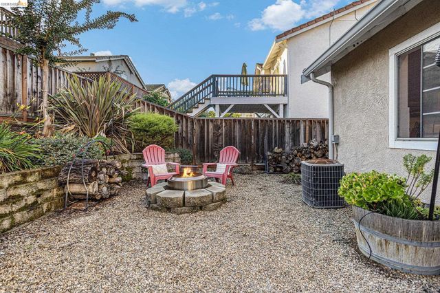 266 Brady Street, Martinez, CA 94553