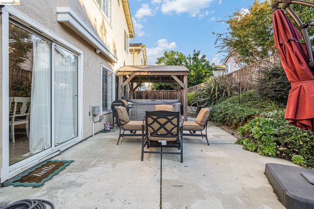 266 Brady Street, Martinez, CA 94553