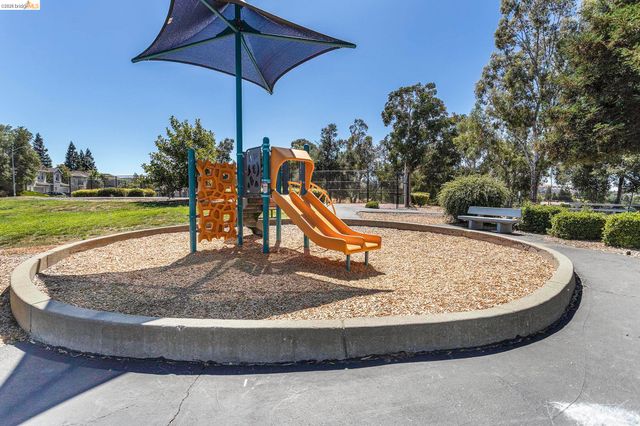 266 Brady Street, Martinez, CA 94553