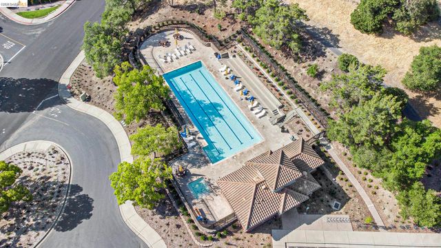 266 Brady Street, Martinez, CA 94553