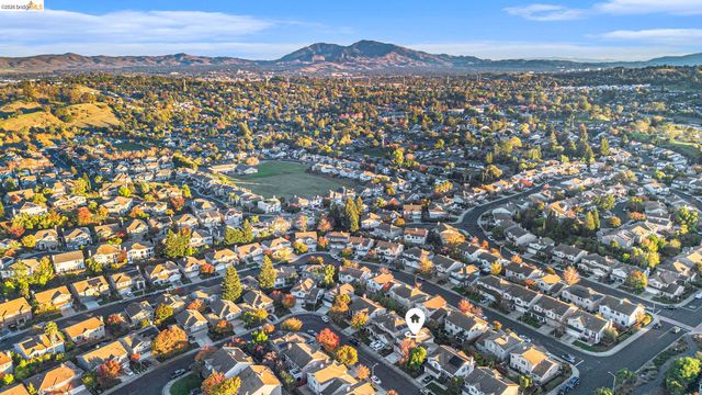 266 Brady Street, Martinez, CA 94553