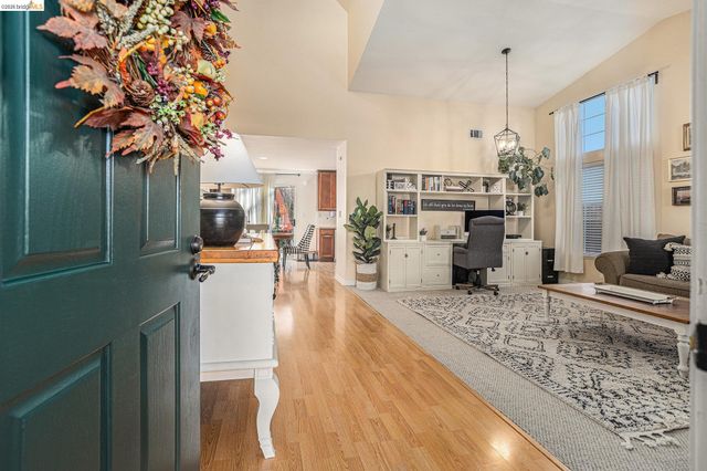 266 Brady Street, Martinez, CA 94553