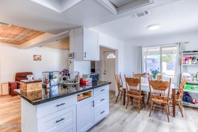 5601 S Masterson Avenue, Tucson, AZ 85706