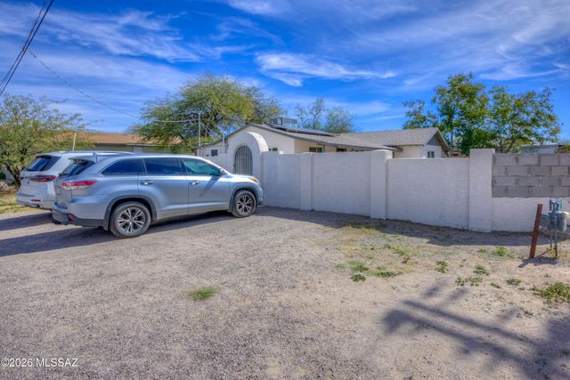 5601 S Masterson Avenue, Tucson, AZ 85706