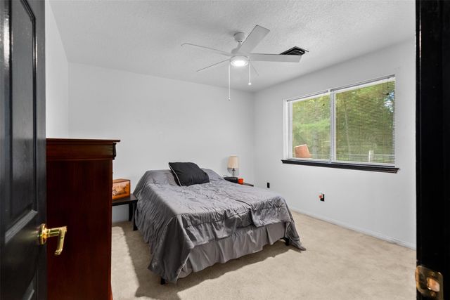 5936 Rosier Road, Votaw, TX 77585