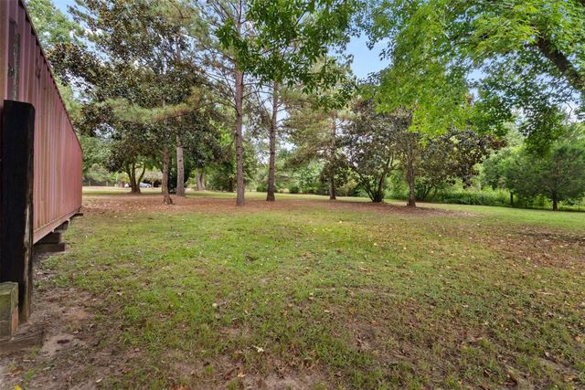 5936 Rosier Road, Votaw, TX 77585