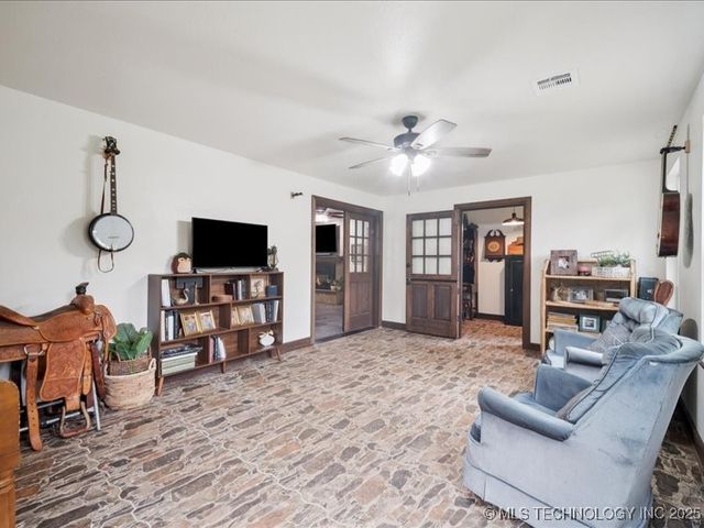 17330 S 4210 Road, Claremore, OK 74017