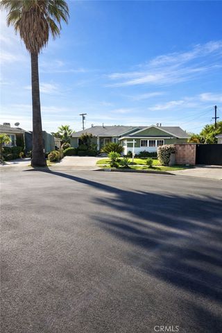 9123 AMBOY AVE, Sun Valley, CA 91352