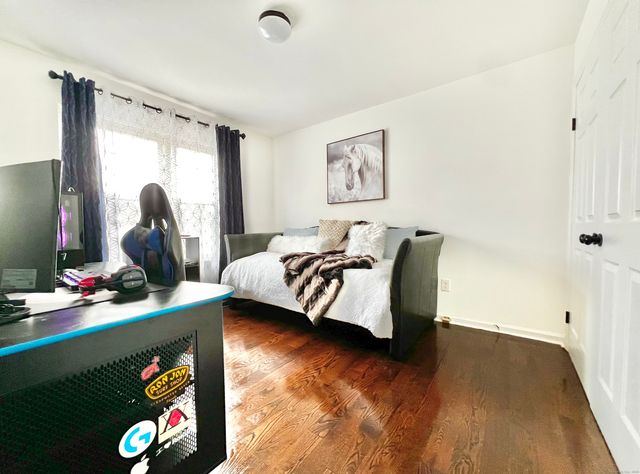 782 Oronoke Road APT 27, Waterbury, CT 06708