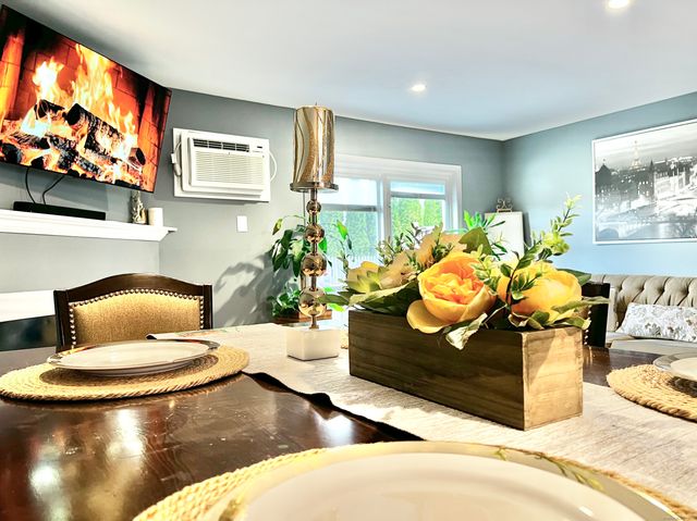 782 Oronoke Road APT 27, Waterbury, CT 06708