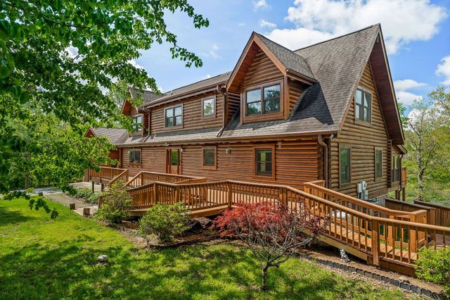 78 Emerald Pl, Monterey, TN 38574