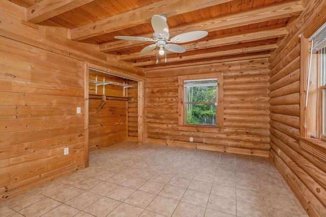 78 Emerald Pl, Monterey, TN 38574