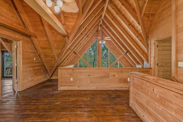 78 Emerald Pl, Monterey, TN 38574