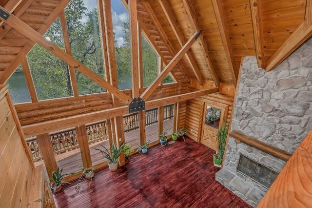 78 Emerald Pl, Monterey, TN 38574