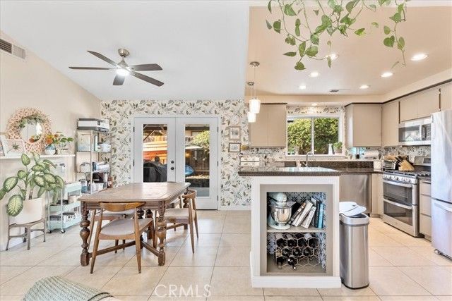 40 Julie Lane, Templeton, CA 93465