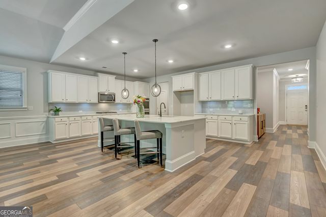 114 Vivian Lane, Peachtree City, GA 30269