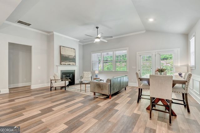 114 Vivian Lane, Peachtree City, GA 30269