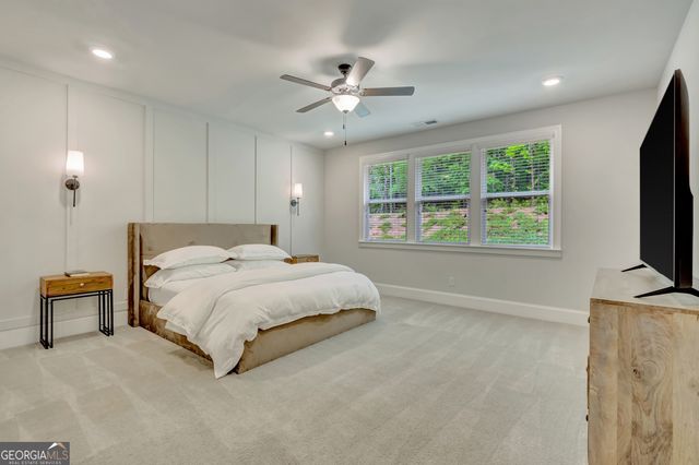 114 Vivian Lane, Peachtree City, GA 30269