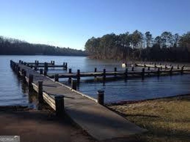 114 Vivian Lane, Peachtree City, GA 30269