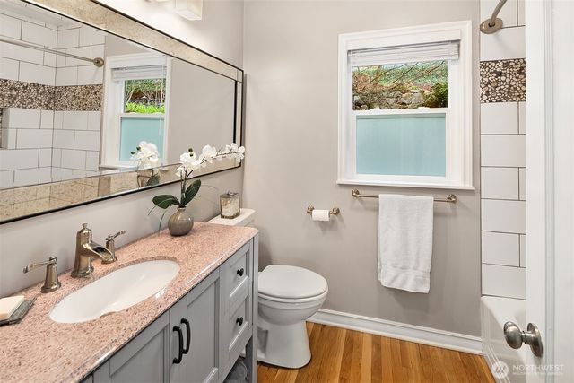 15828 25th Avenue SW, Burien, WA 98166