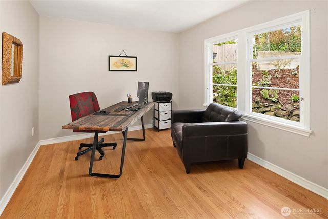 15828 25th Avenue SW, Burien, WA 98166