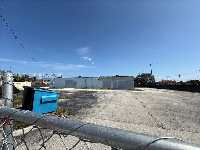 1771 S State Road 7, Fort Lauderdale, FL 33317