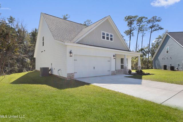 6305 Annie Cove, Ocean Springs, MS 39564