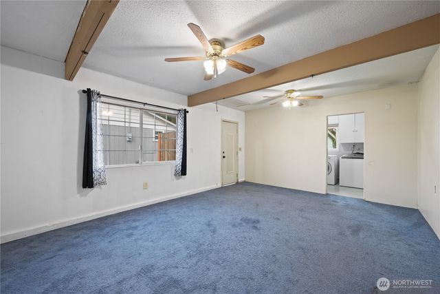 359 Douglas Street, Longview, WA 98632