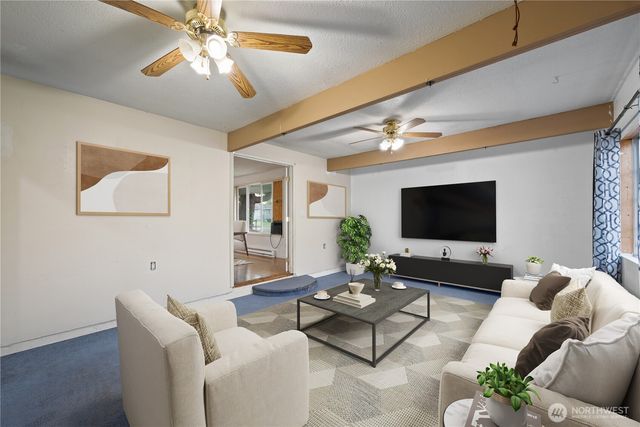 359 Douglas Street, Longview, WA 98632