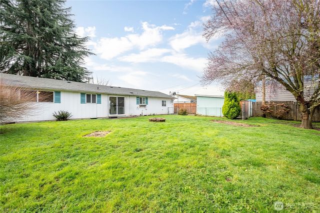 359 Douglas Street, Longview, WA 98632