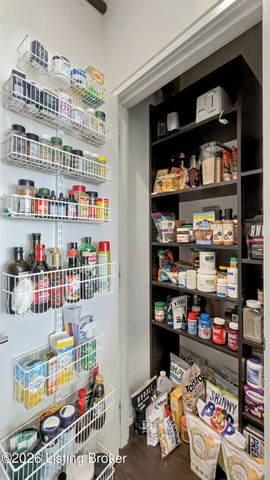 222 E Witherspoon St 605, Louisville, KY 40202