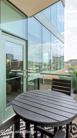 222 E Witherspoon St 605, Louisville, KY 40202