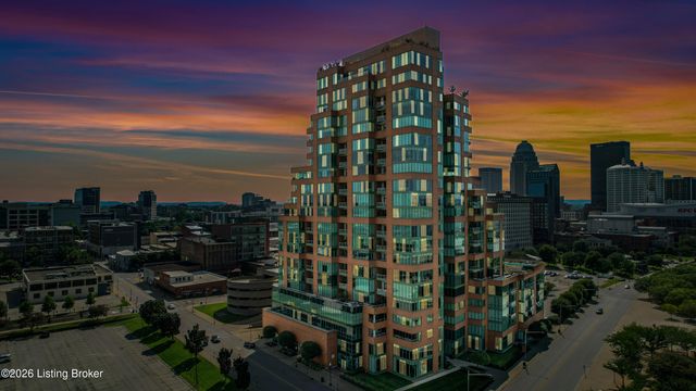 222 E Witherspoon St 605, Louisville, KY 40202