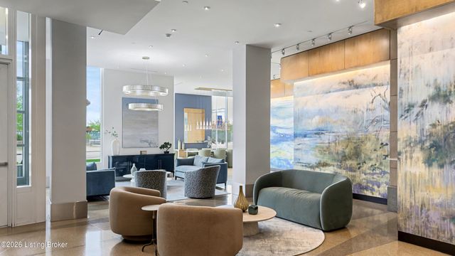 222 E Witherspoon St 605, Louisville, KY 40202