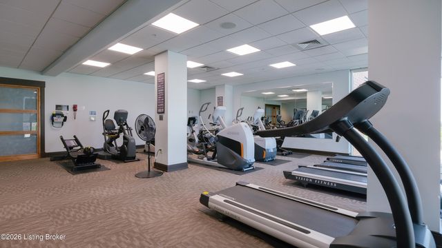 222 E Witherspoon St 605, Louisville, KY 40202