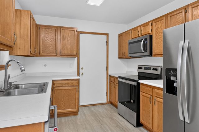 13328 Red Cedar Lane, Plainfield, IL 60544