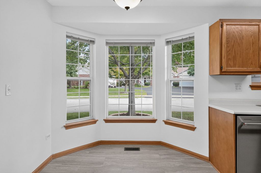 13328 Red Cedar Lane, Plainfield, IL 60544 — photo 2