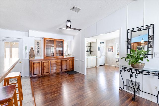 809 ORCHID STREET, Lady Lake, FL 32159