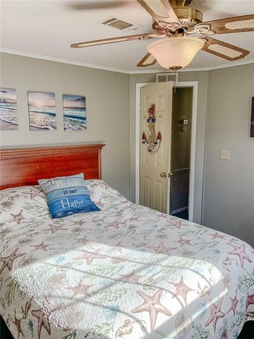 809 ORCHID STREET, Lady Lake, FL 32159